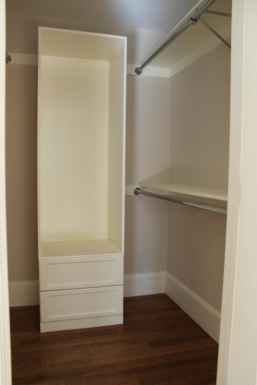 Image of Closet Built In with 2 drawers