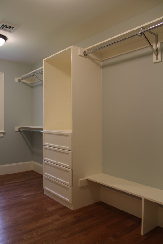 Image of Closet Built In with 4 drawers