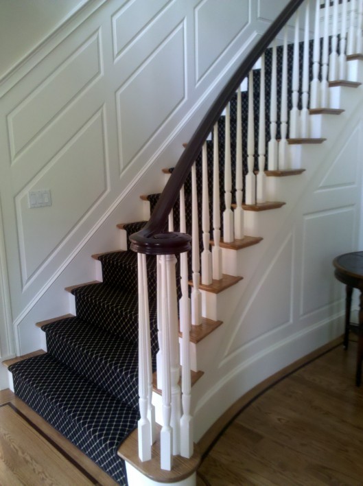 Image of stair with volute